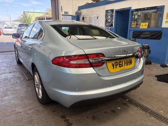 Jaguar XF 2.2d Luxury Saloon 4dr Diesel Auto Euro 5 (s/s) (190 ps)