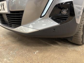 Peugeot E-2008 50kWh GT SUV 5dr Electric Auto (136 ps)