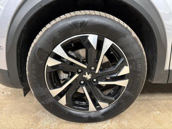 Peugeot E-2008 50kWh GT SUV 5dr Electric Auto (136 ps)