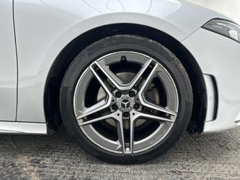 Mercedes-Benz A Class 1.3 A200 AMG Line Hatchback 5dr Petrol 7G-DCT Euro 6 (s/s) (163 