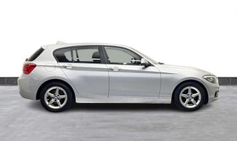 BMW 1 Series 2.0 118d SE Hatchback 5dr Diesel Auto Euro 6 (s/s) (150 ps)