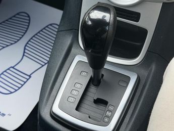 Ford Fiesta 1.4 Titanium Hatchback 5dr Petrol Automatic (149 g/km, 94 bhp)
