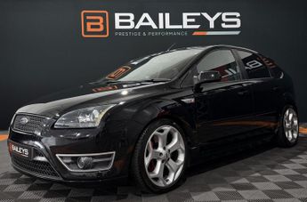 Ford Focus 2.5 SIV ST-2 Hatchback 5dr Petrol Manual (224 g/km, 221 bhp)