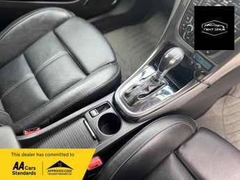Vauxhall Astra 1.6 16v Elite Hatchback 5dr Petrol Easytronic Euro 5 (115 ps)