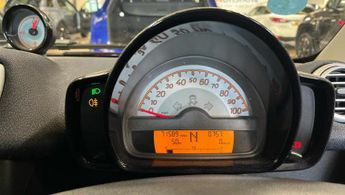 Smart fortwo 1.0 Passion Coupe 2dr Petrol SoftTouch Euro 5 (84 bhp)