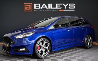 Ford Focus 2.0T EcoBoost ST-3 Estate 5dr Petrol Manual Euro 6 (s/s) (250 ps