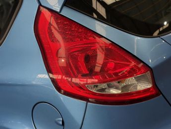 Ford Fiesta 1.25 Edge Hatchback 5dr Petrol Manual (124 g/km, 59 bhp)