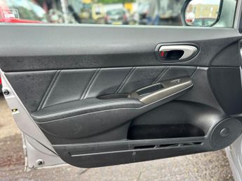 Honda Civic 1.3 IMA ES Saloon 4dr Petrol Hybrid Automatic (109 g/km, 93 bhp)