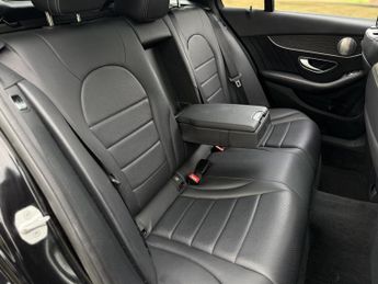 Mercedes-Benz C Class 2.1 C220d AMG Line (Premium Plus) Estate 5dr Diesel 7G-Tronic+ E