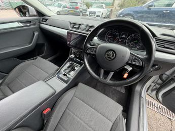Skoda Superb 2.0 TDI SE Estate 5dr Diesel DSG Euro 6 (s/s) (150 ps)