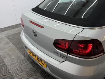 Volkswagen Golf 2.0 TDI BlueMotion Tech GT Cabriolet 2dr Diesel DSG Euro 5 (s/s)
