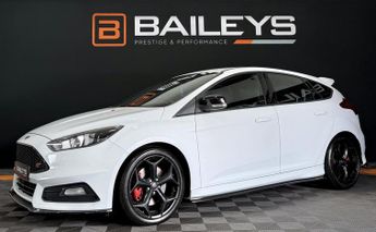 Ford Focus 2.0T EcoBoost ST-2 Hatchback 5dr Petrol Manual Euro 6 (s/s) (250
