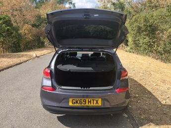 Hyundai i30 1.0 T-GDi SE Hatchback 5dr Petrol Manual Euro 6 (s/s) (120 ps)