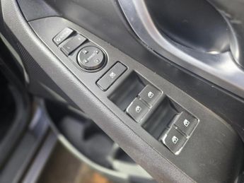 Hyundai i30 1.0 T-GDi SE Hatchback 5dr Petrol Manual Euro 6 (s/s) (120 ps)