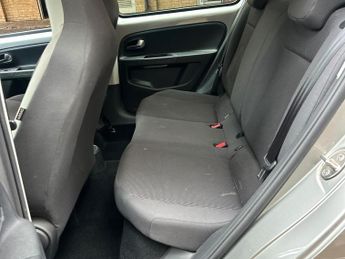 Volkswagen up! 1.0 High up! Hatchback 5dr Petrol ASG Euro 5 (75 ps)