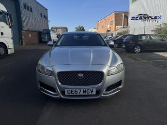Jaguar XF 2.0d Portfolio Saloon 4dr Diesel Auto AWD Euro 6 (s/s) (240 ps)
