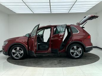 Volkswagen Tiguan 2.0 TDI SEL SUV 5dr Diesel DSG Euro 6 (s/s) (150 ps)