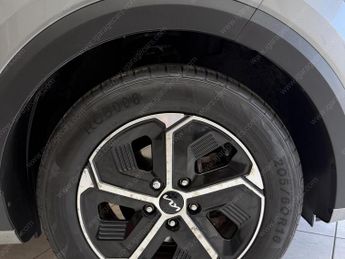 Kia Niro 1.6h GDi 2 SUV 5dr Petrol Hybrid DCT Euro 6 (s/s) (139 bhp)