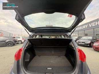 Kia Venga 1.6 2 MPV 5dr Petrol Auto Euro 6 (123 bhp)