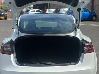Tesla Model 3 (Dual Motor) Performance Saloon 4dr Electric Auto 4WDE (Performa