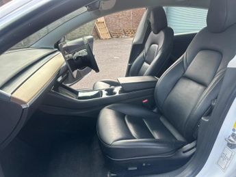 Tesla Model 3 (Dual Motor) Performance Saloon 4dr Electric Auto 4WDE (Performa
