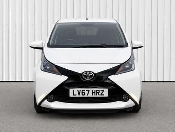Toyota AYGO 1.0 VVT-i x-play Hatchback 5dr Petrol x-shift Euro 6 (68 ps)