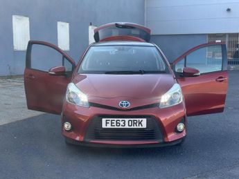 Toyota Yaris 1.5 VVT-h T Spirit Hatchback 5dr Petrol Hybrid CVT Euro 5 (101 p