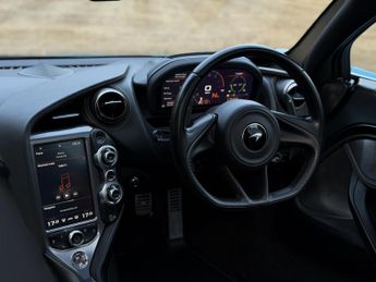 McLaren 720S 4.0T V8 Spider 2dr Petrol SSG Euro 6 (s/s) (720 ps)