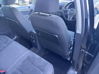 Volkswagen Tiguan 2.0 TDI BlueMotion Tech SE SUV 5dr Diesel Manual 2WD Euro 5 (s/s