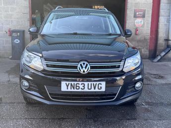 Volkswagen Tiguan 2.0 TDI BlueMotion Tech SE SUV 5dr Diesel Manual 2WD Euro 5 (s/s