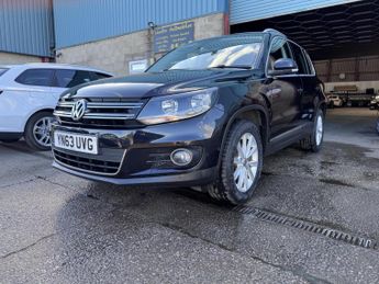 Volkswagen Tiguan 2.0 TDI BlueMotion Tech SE SUV 5dr Diesel Manual 2WD Euro 5 (s/s