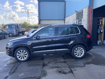 Volkswagen Tiguan 2.0 TDI BlueMotion Tech SE SUV 5dr Diesel Manual 2WD Euro 5 (s/s