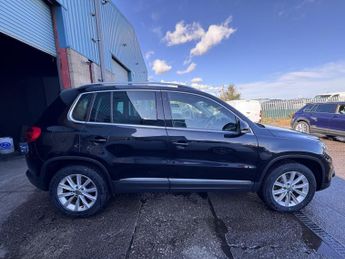Volkswagen Tiguan 2.0 TDI BlueMotion Tech SE SUV 5dr Diesel Manual 2WD Euro 5 (s/s