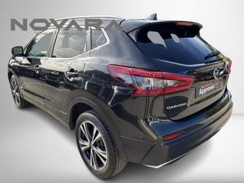 Nissan Qashqai 1.3 DIG-T N-Connecta SUV 5dr Petrol Manual Euro 6 (s/s) (160 ps)