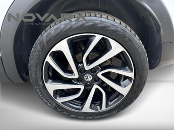 Vauxhall Grandland X 1.2 Turbo Elite Nav SUV 5dr Petrol Manual 6Spd Euro 6 (s/s) (130