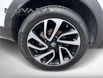 Vauxhall Grandland X 1.2 Turbo Elite Nav SUV 5dr Petrol Manual 6Spd Euro 6 (s/s) (130