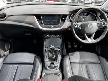 Vauxhall Grandland X 1.2 Turbo Elite Nav SUV 5dr Petrol Manual 6Spd Euro 6 (s/s) (130