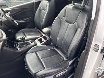Vauxhall Grandland X 1.2 Turbo Elite Nav SUV 5dr Petrol Manual 6Spd Euro 6 (s/s) (130