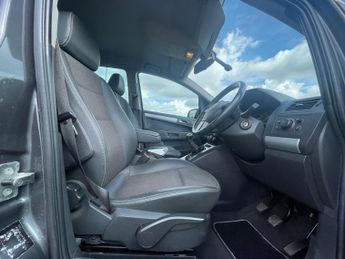 Vauxhall Zafira 1.6 16V Design MPV 5dr Petrol Manual Euro 4 (115 ps)