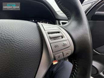 Nissan Qashqai 1.5 dCi Acenta SUV 5dr Diesel Manual 2WD Euro 5 (s/s) (110 ps)