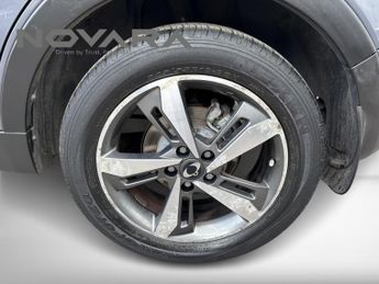 SsangYong Korando 2.2D Ultimate SUV 5dr Diesel Auto 4WD Euro 6 (178 ps)