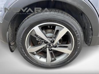 SsangYong Korando 2.2D Ultimate SUV 5dr Diesel Auto 4WD Euro 6 (178 ps)