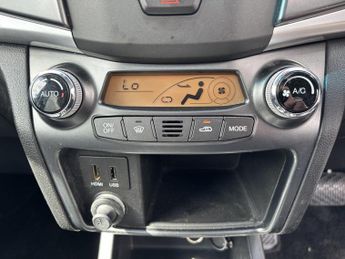 SsangYong Korando 2.2D Ultimate SUV 5dr Diesel Auto 4WD Euro 6 (178 ps)