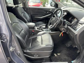 SsangYong Korando 2.2D Ultimate SUV 5dr Diesel Auto 4WD Euro 6 (178 ps)