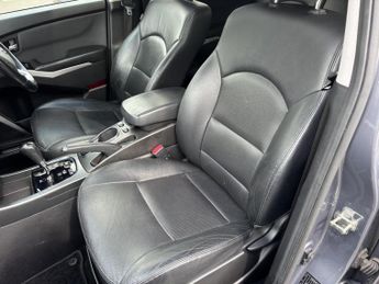 SsangYong Korando 2.2D Ultimate SUV 5dr Diesel Auto 4WD Euro 6 (178 ps)