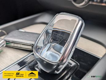 Volvo XC60 2.0 B5 MHEV Inscription Pro SUV 5dr Diesel Hybrid Auto AWD Euro 