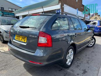 Skoda Octavia 1.4 TSI Elegance Estate 5dr Petrol DSG Euro 5 (122 ps)