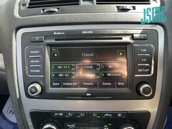 Skoda Octavia 1.4 TSI Elegance Estate 5dr Petrol DSG Euro 5 (122 ps)