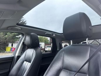 Land Rover Discovery Sport 2.0 TD4 HSE SUV 5dr Diesel Auto 4WD Euro 6 (s/s) (180 ps)