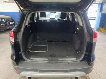Ford Kuga 2.0 TDCi Titanium SUV 5dr Diesel Powershift AWD Euro 6 (s/s) (18
